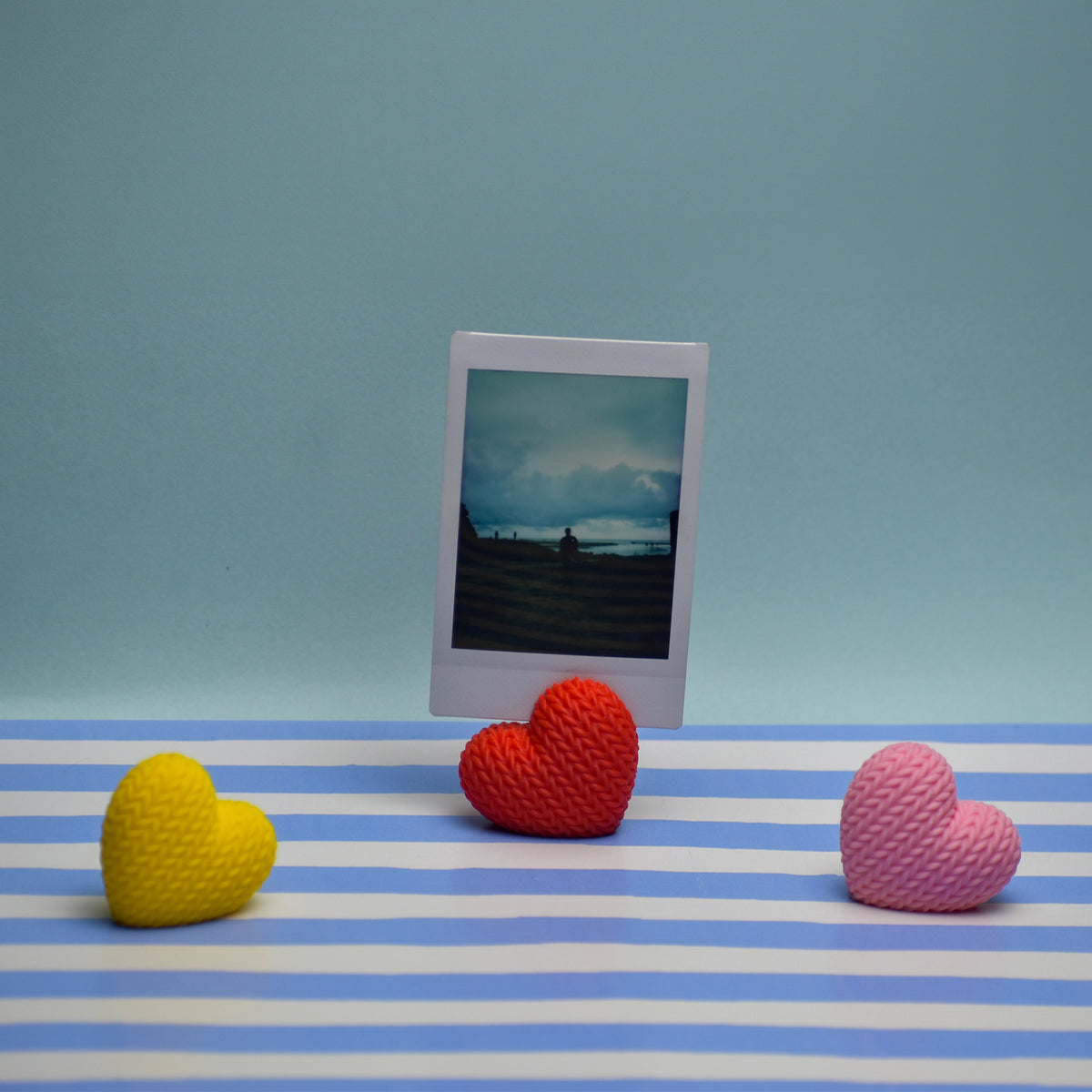 Knitted Heart Photo Holder