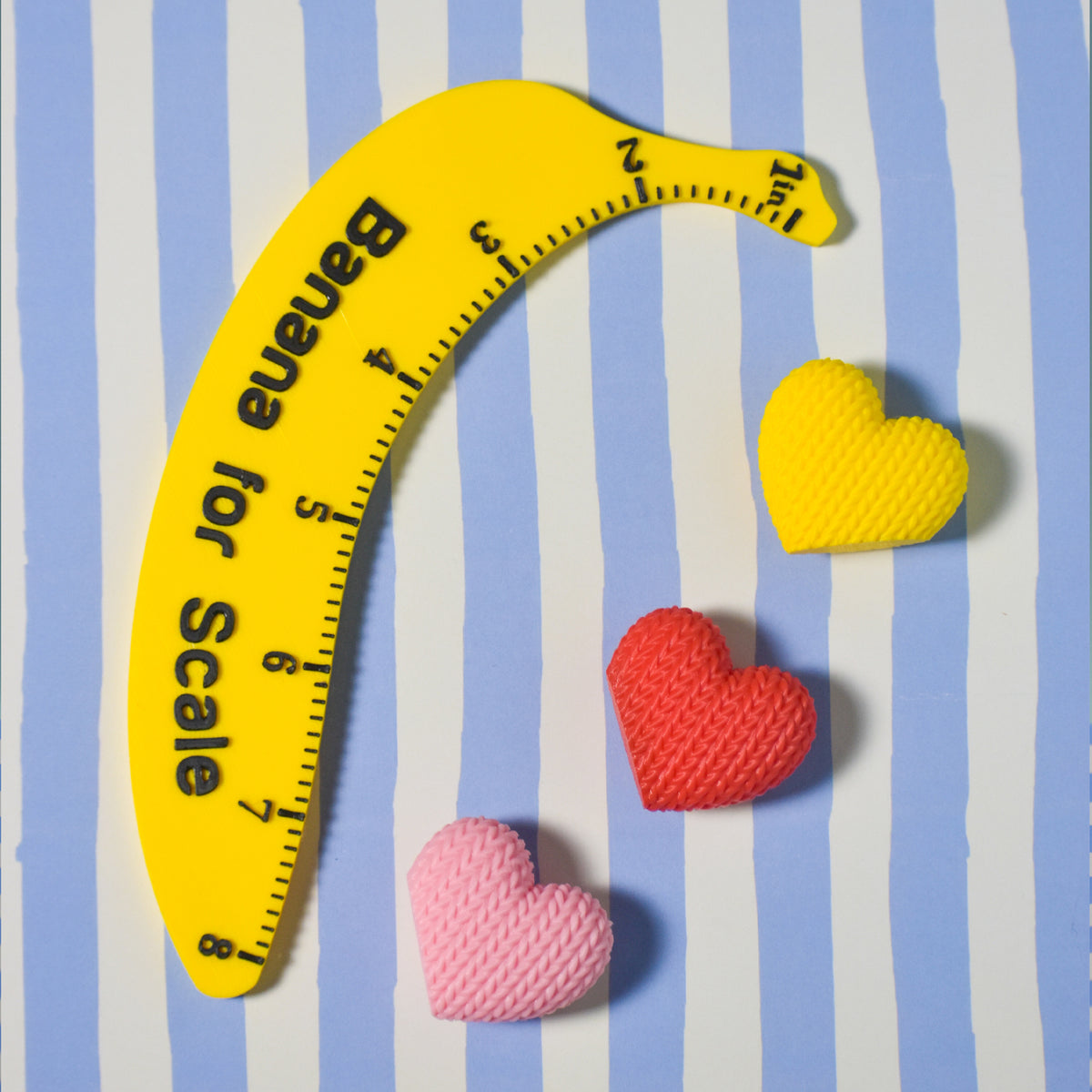 Knitted Heart Photo Holder