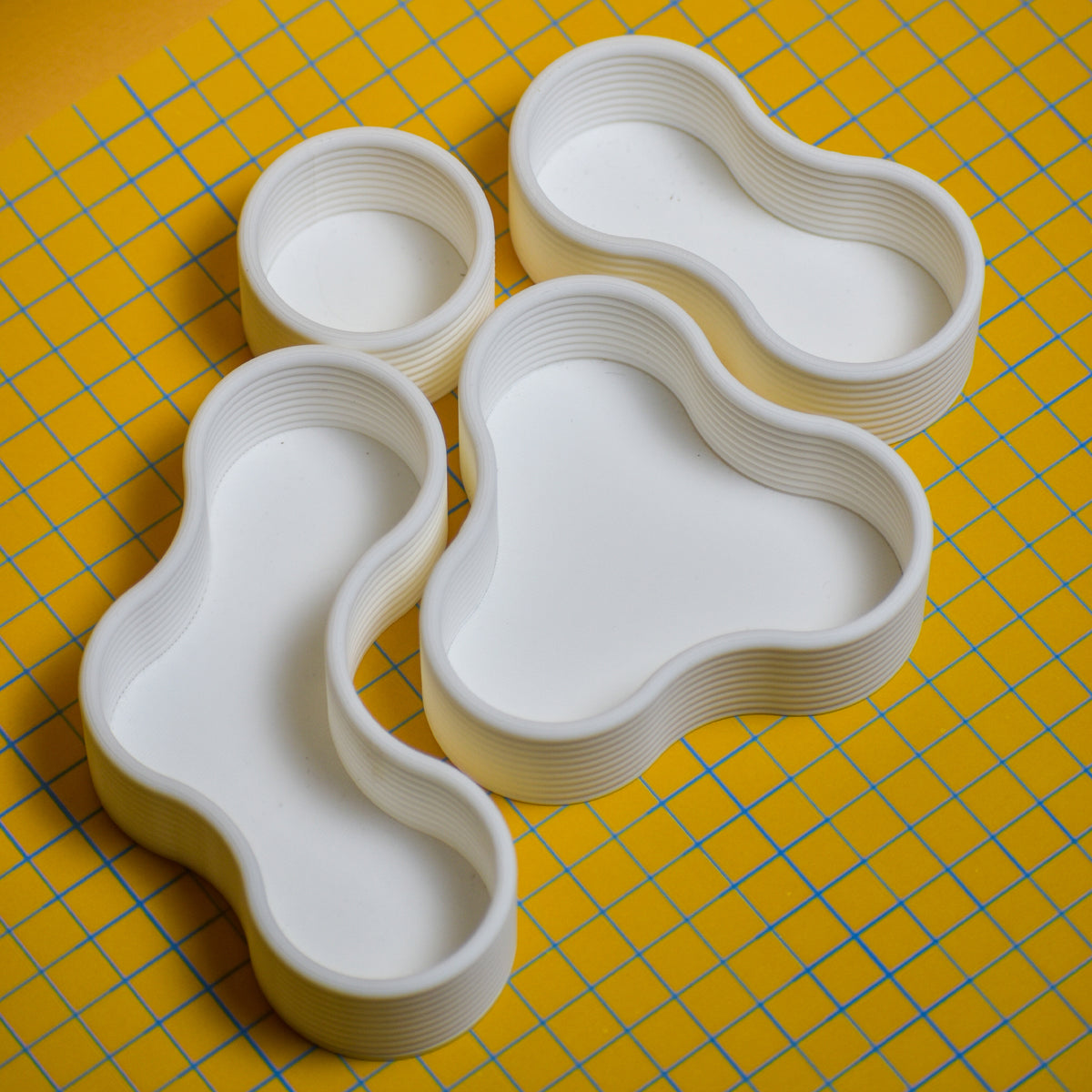 Blob-Fit Catch-All Tray