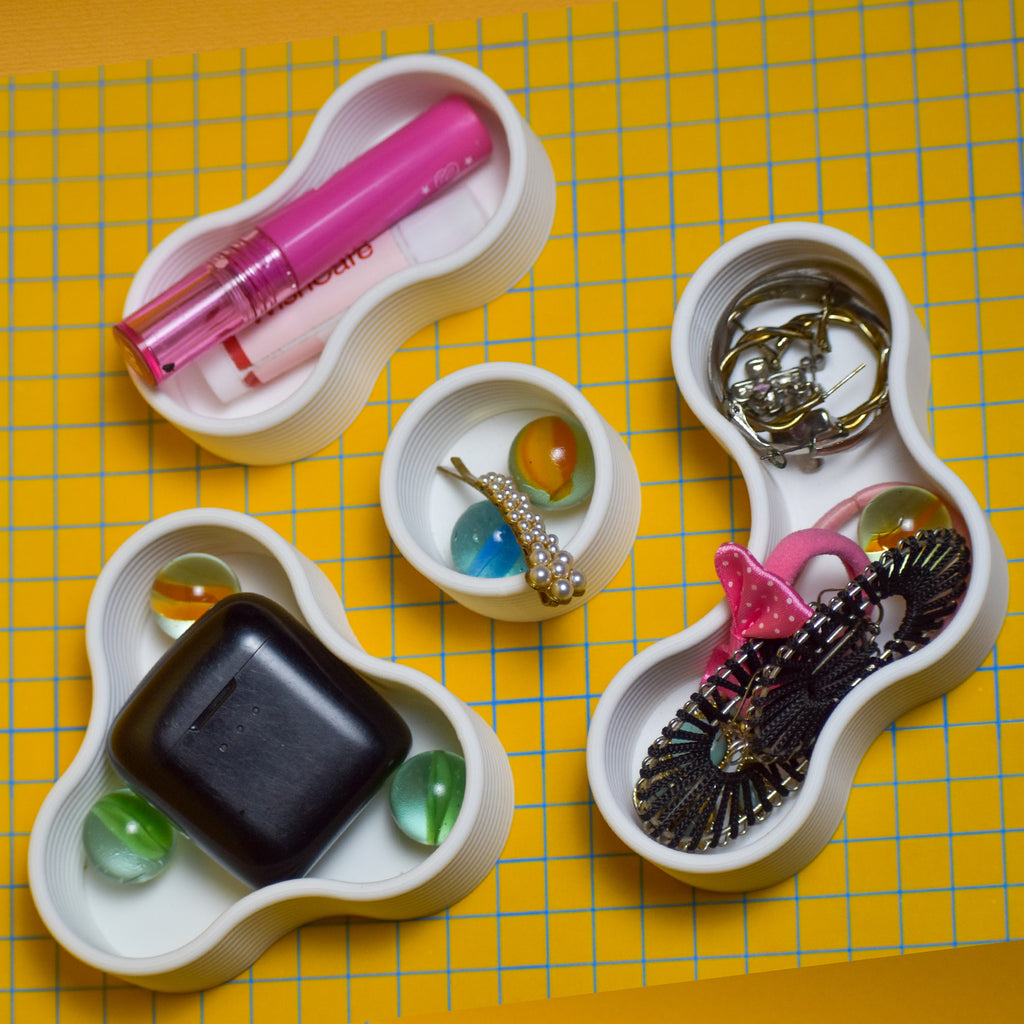 Blob-Fit Catch-All Tray