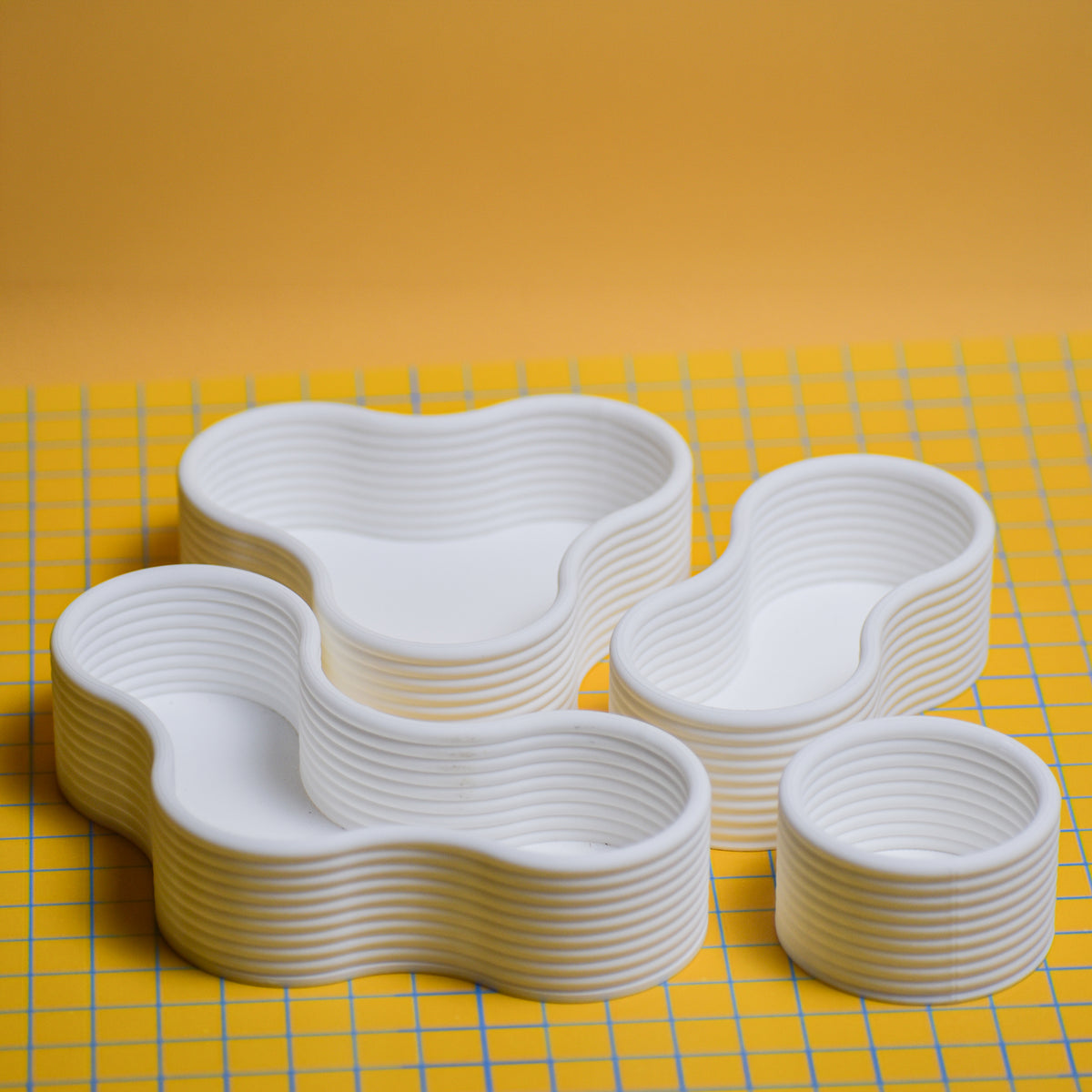 Blob-Fit Catch-All Tray