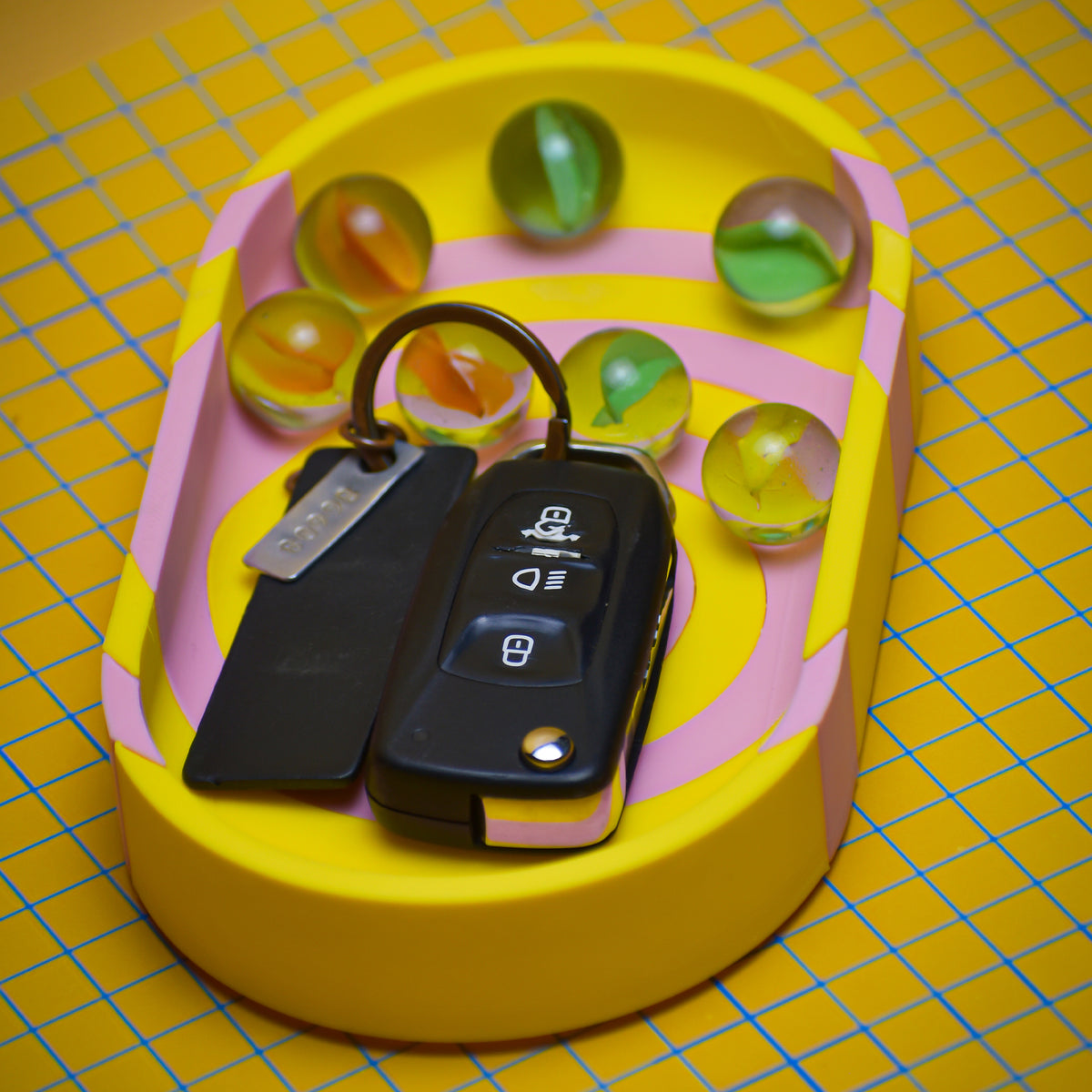Spiral Catch-All Tray