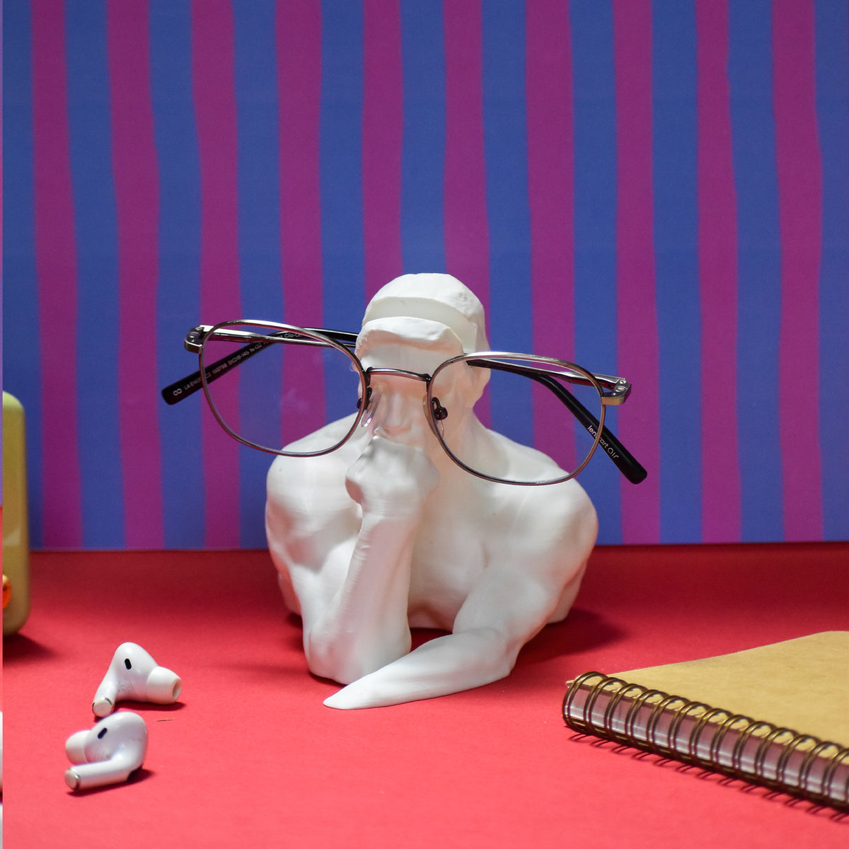 The Thinker Glasses Holder